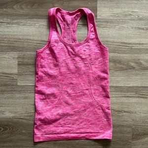 Lululemon tank top